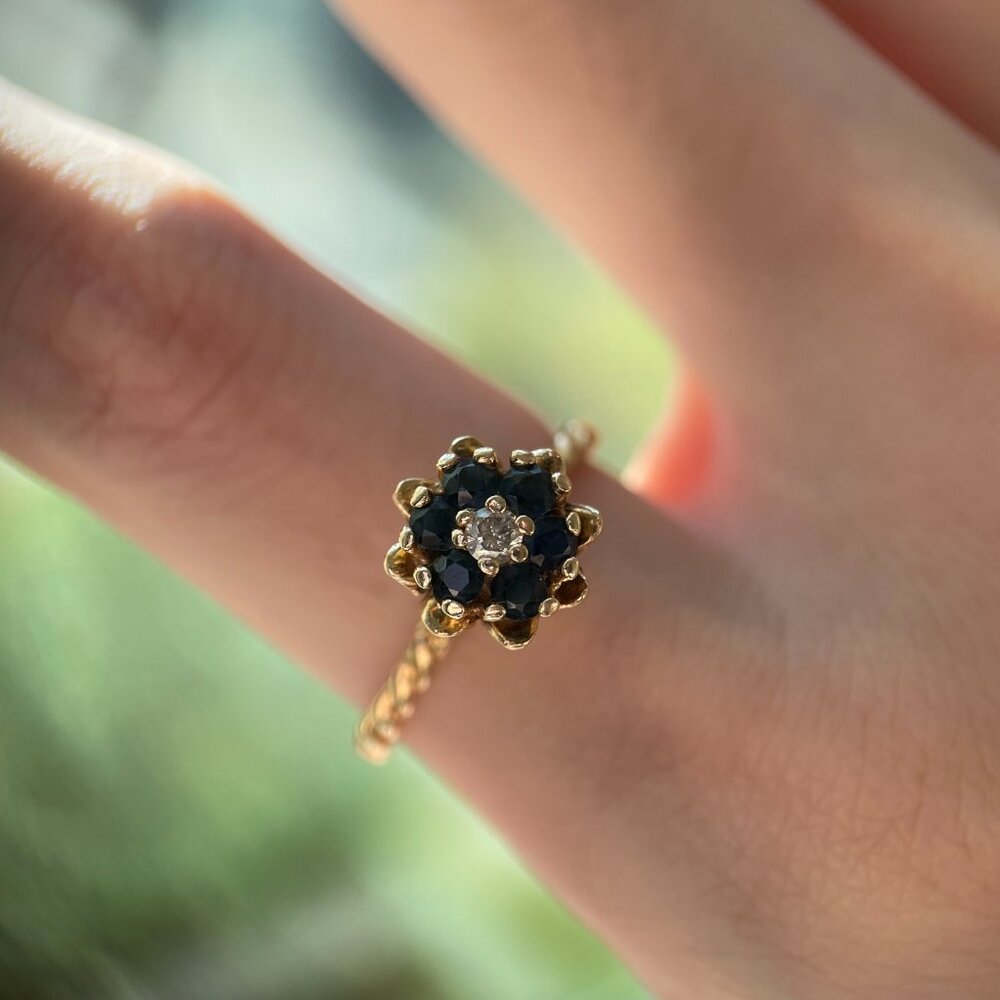 14k gold natural diamond tulip ring with twisted rope band size 5-6, 1970s 1980s - Picture 5 of 11